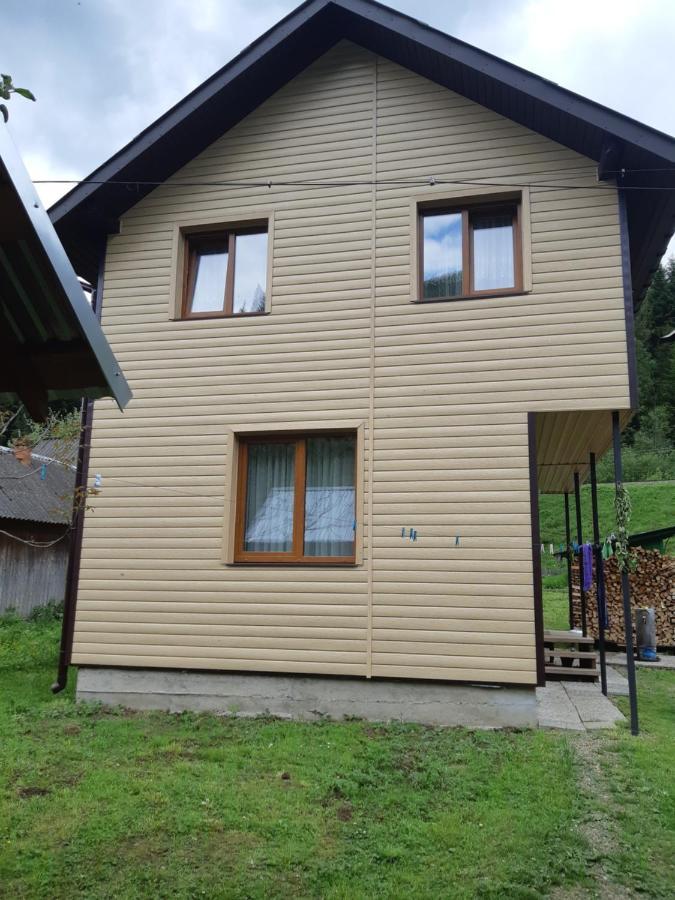 Котедж Під Горою Tatariv Quarto foto